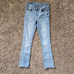 American Eagle Bootcut Light wash size 6 Long